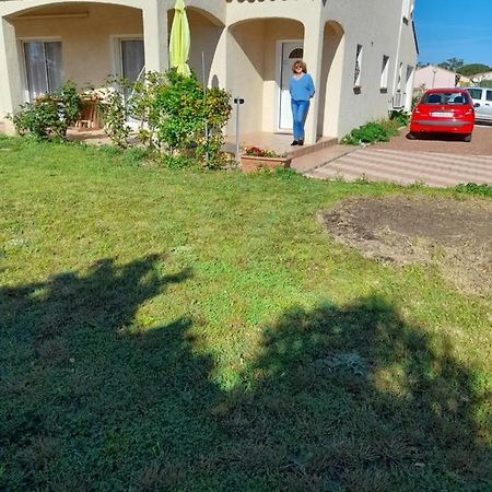 Апартаменты Chez Carole Et Michel En Minervois Rieux-Minervois Экстерьер фото